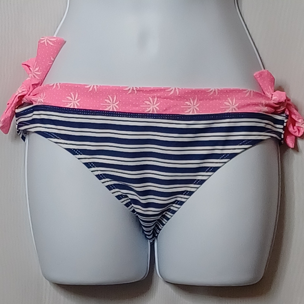 BINGO Surf Swimwear Bikini Bottom With Tie Sides. Size L